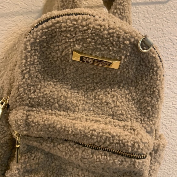 Steve Madden Sherpa backpack - Picture 4 of 4